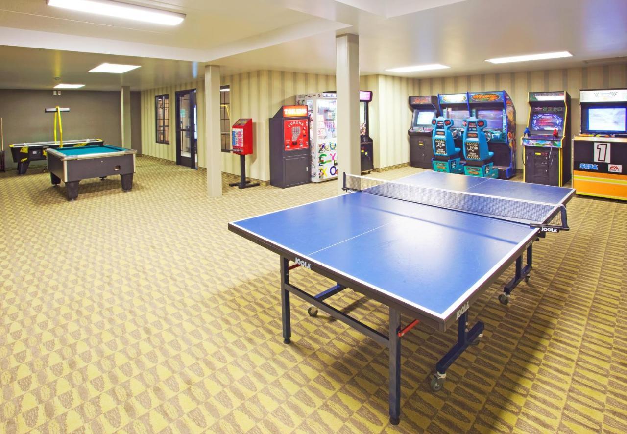 Holiday Inn Midland By Ihg Экстерьер фото