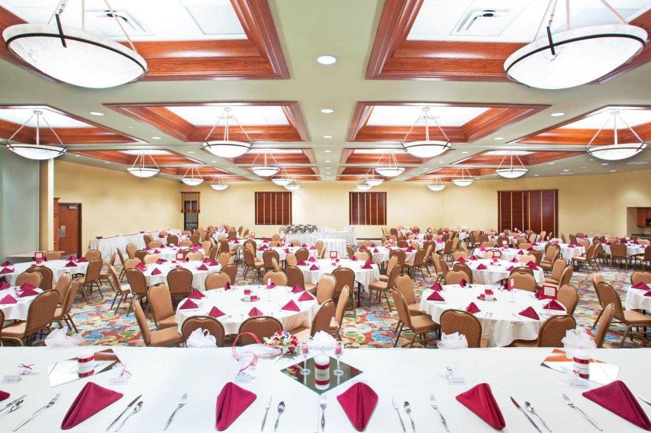 Holiday Inn Midland By Ihg Экстерьер фото