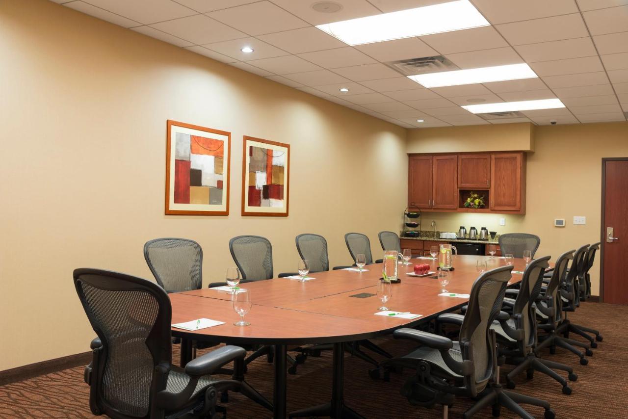 Holiday Inn Midland By Ihg Экстерьер фото